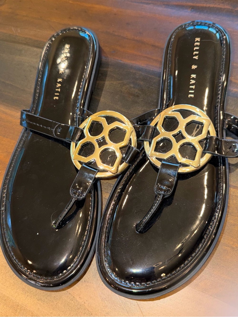 Kelly and Katie Sandals size 10